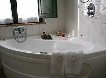 Le Radici Natura & Benessere Hostal San Casciano dei Bagni Exterior foto